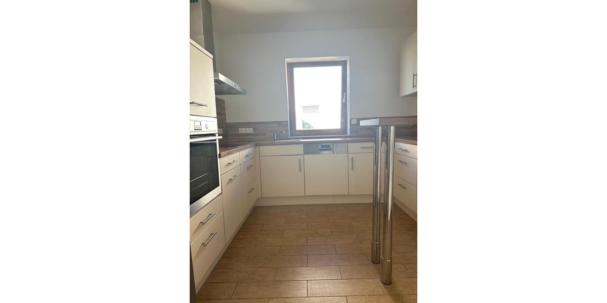 Maisonettenwohnung Linden - 3.5 Zimmer, 109 m&sup2;, 319.000&euro; | Angebot:26590137