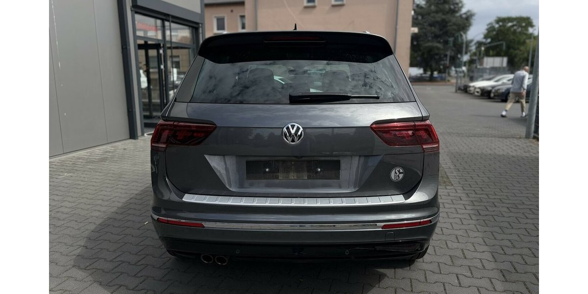 VW Tiguan Highline R-Line/ Kamera/ Headup / 4Motion 94.000 km 25.900 &euro; Mönchengladbach 41066
