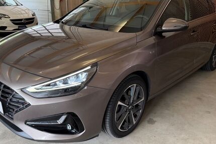 Hyundai i30 57.992 km 15.999 &euro; Horhausen 56593