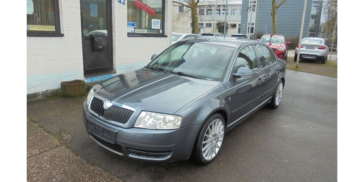 Skoda Superb 217.000 km 1.450 &euro; Dillingen/Saar 66763