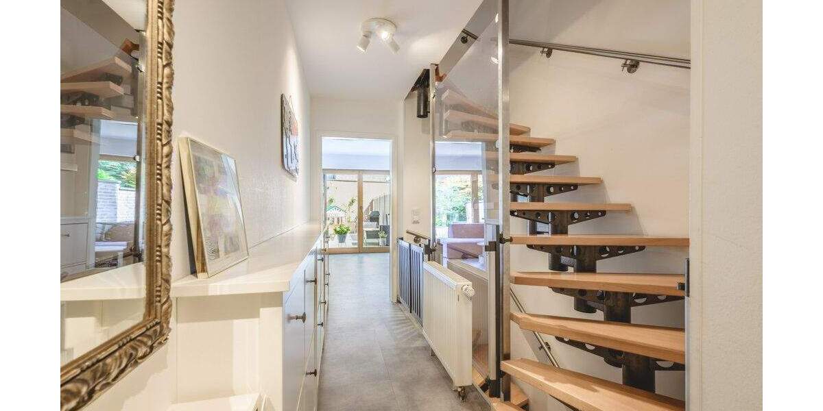 Neuwertiges Einfamilienhaus mit Garage 5 zimmer