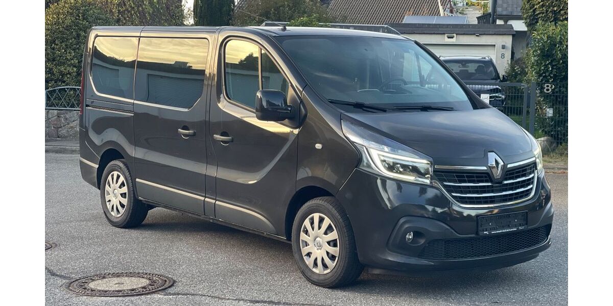 Renault Trafic 115.000 km 20.690 &euro; Hamburg 22045