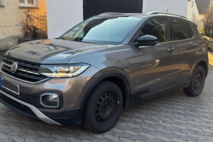 VW T-Cross 73.000 km 16.950 &euro; Nürnberg 90455