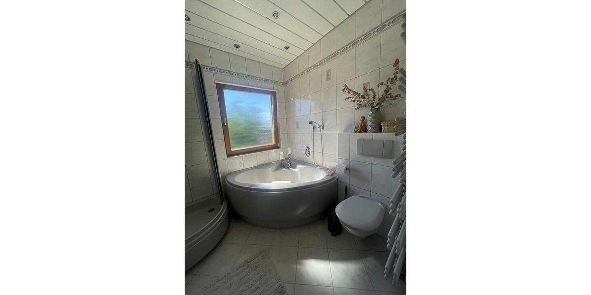 Einfamilienhaus Coburg - 6 Zimmer, 149 m&sup2;, 450.000&euro; | Angebot:26803617