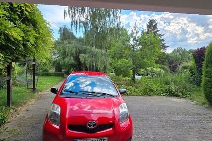 Toyota Yaris 192.000 km 3.900 &euro; Weilmunsrer 35789