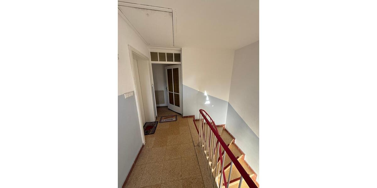 Dachgeschoßwohnung Weidhausen bei Coburg - 2 Zimmer, 55 m&sup2;, 450&euro; | Angebot:26367698
