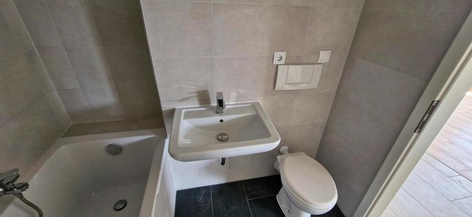 renovierte Wohnung zu verkaufen 2 zimmer