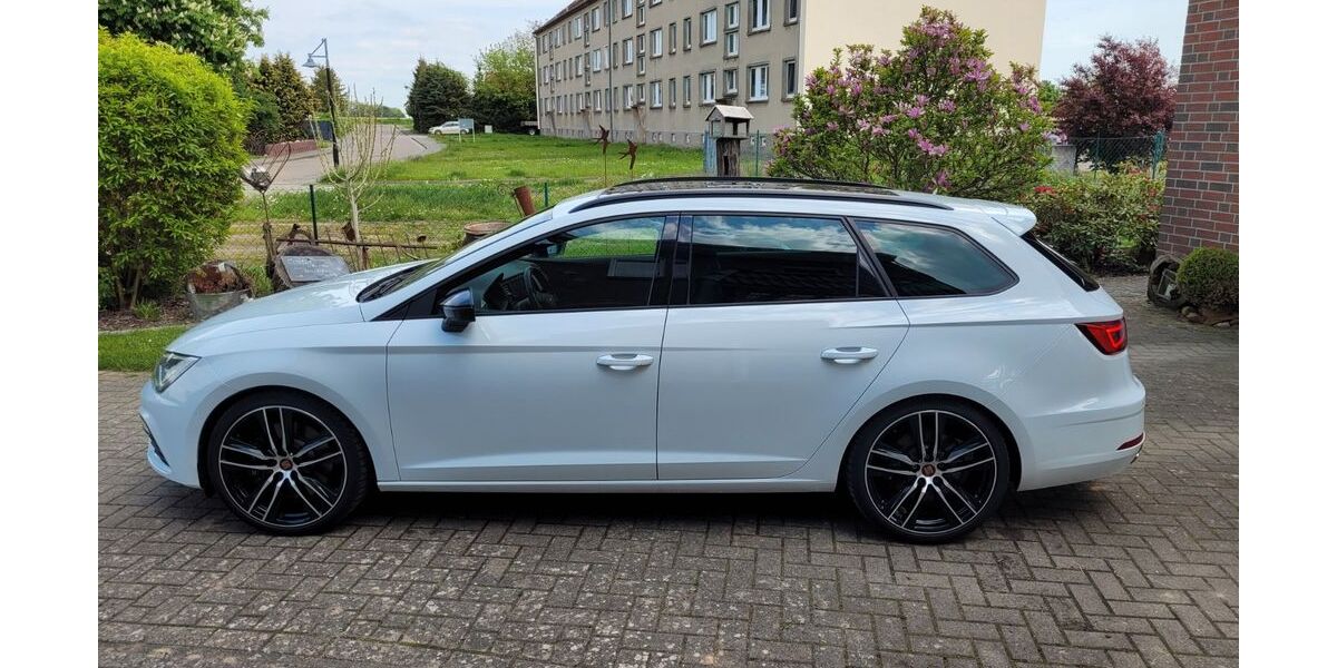 Seat Leon 79.001 km 22.900 &euro; Salzwedel 29410