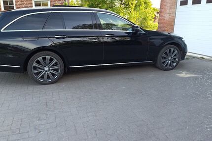 Mercedes-Benz E 220 191.000 km 18.444 &euro; Cadenberge 21781