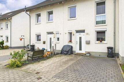 Modernes Reihenmittelhaus mit hochwertiger Ausstattung, - ruhig und zentral in Magstadt 4 zimmer