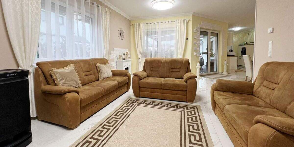 Einfamilienhaus Schrozberg - 4 Zimmer, 145 m&sup2;, 535.000&euro; | Angebot:25701373