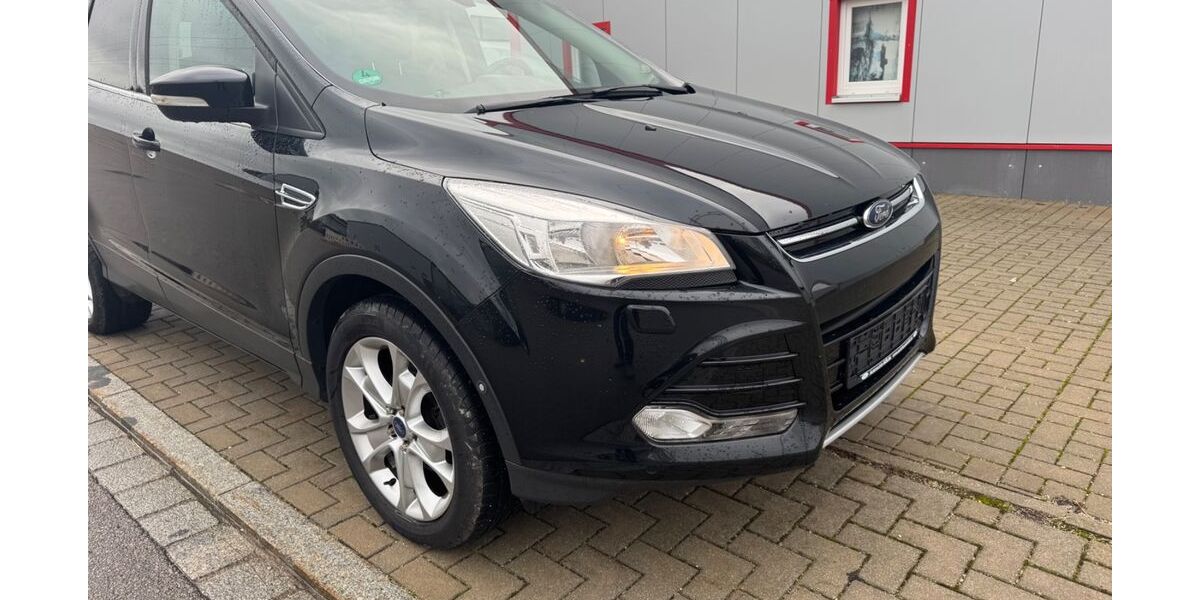 Ford Kuga 100.000 km 7.650 &euro; Postbauer-Heng 92353