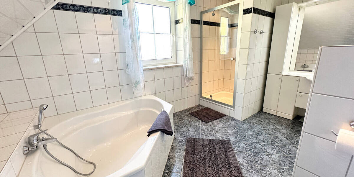 Einfamilienhaus Wenzenbach - 4 Zimmer, 124 m&sup2;, 499.000&euro; | Angebot:26402992