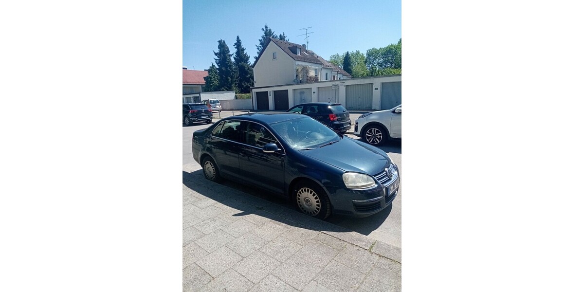 VW Jetta IV 228.000 km 2.500 &euro; Munchen 80313