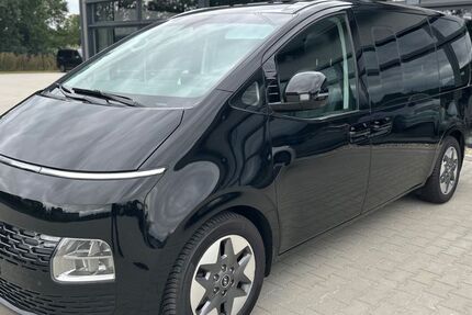 Hyundai STARIA 88.301 km 38.489 € Nordhorn 48531