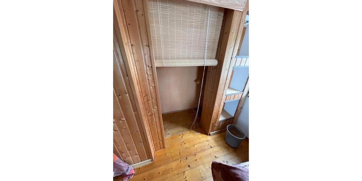 Etagenwohnung Saalfeld (Saale) - 5 Zimmer, 90 m&sup2;, 880&euro; | Angebot:26399794