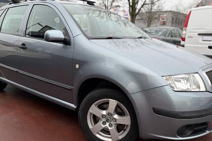 Skoda Fabia 195.000 km 1.990 &euro; berlin 12681