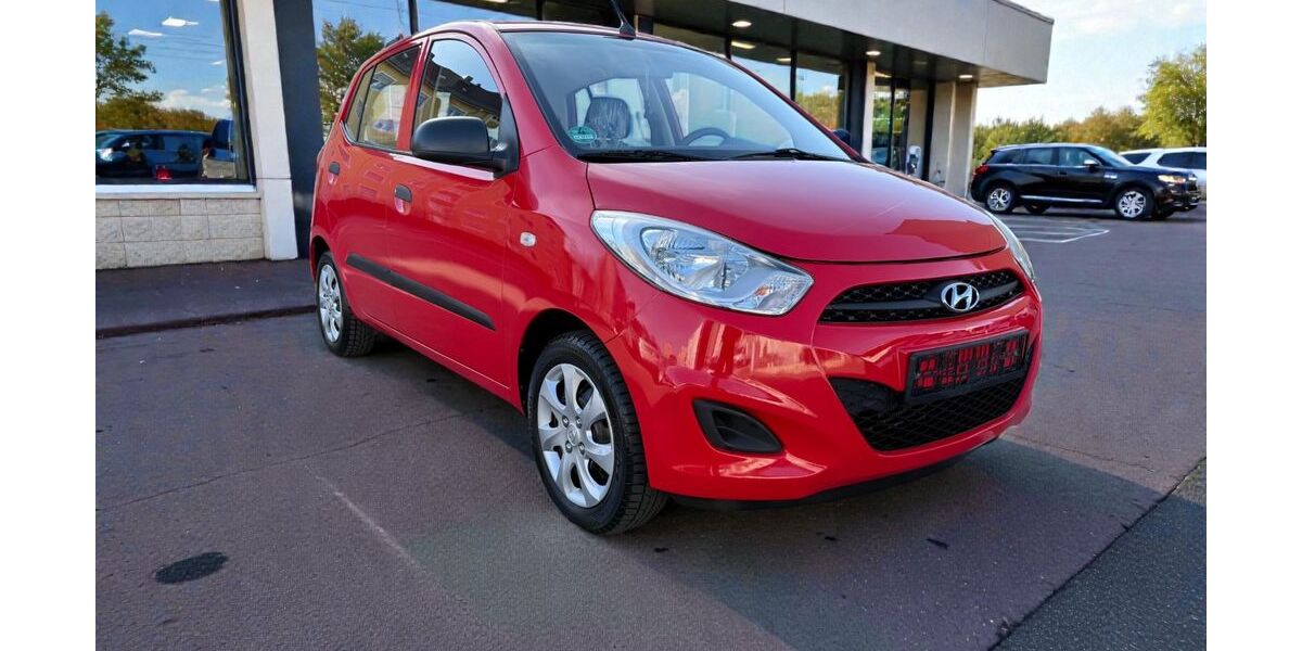 Hyundai i10 38.654 km 5.990 &euro; Fürth 90763