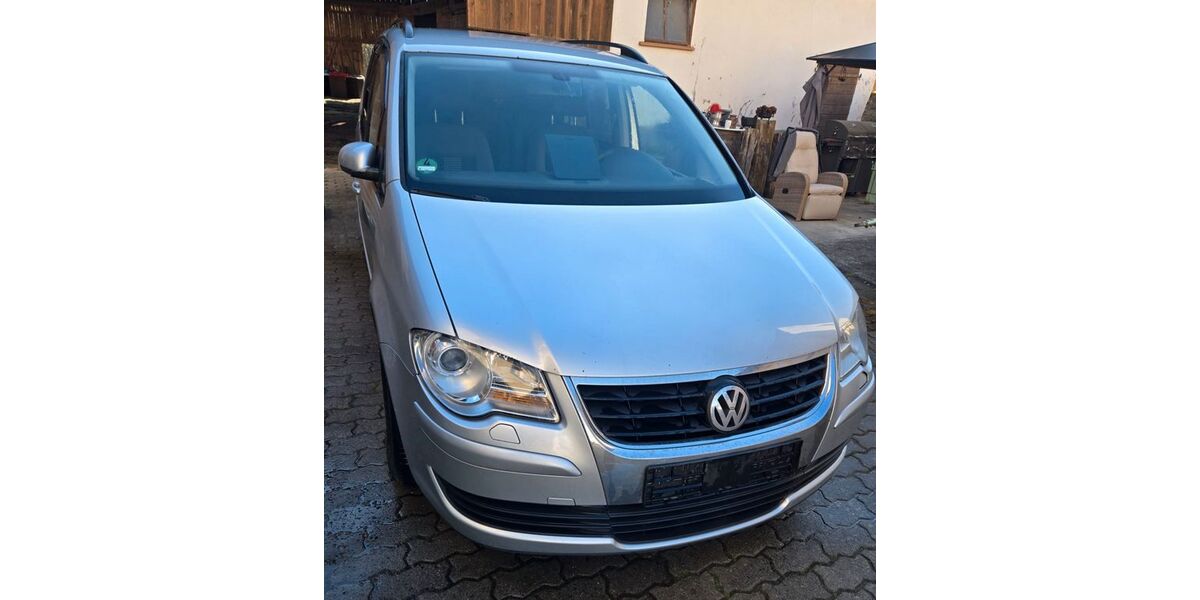 VW Touran 370.000 km 2.200 &euro; AURA A.D. SAALE 97717