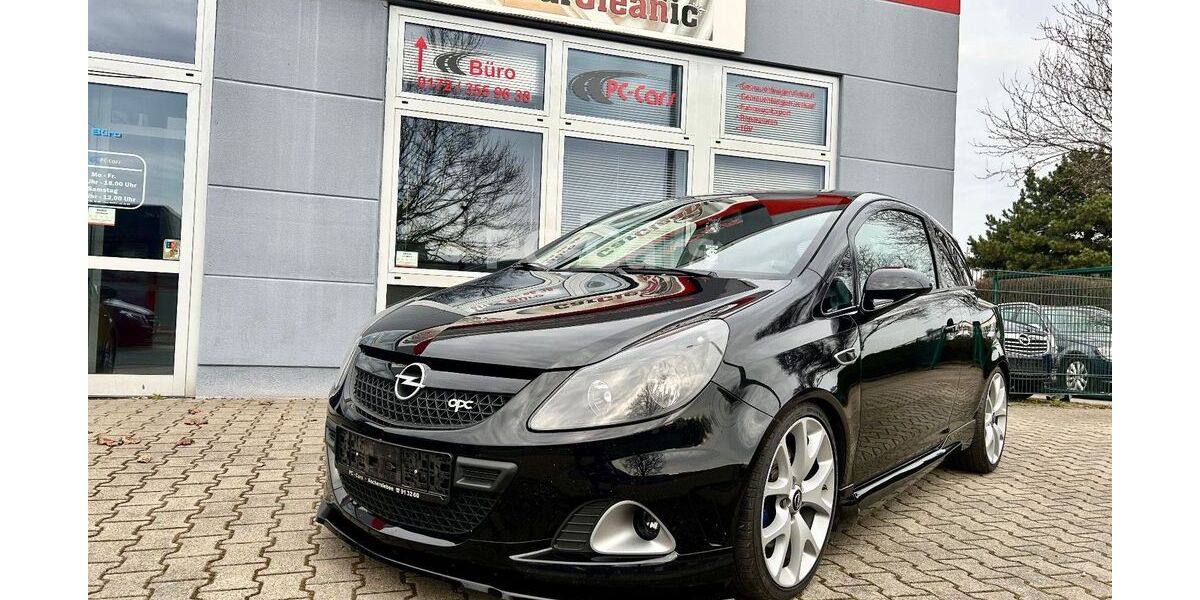 Opel Corsa 175.000 km 6.990 &euro; Aschersleben 06449