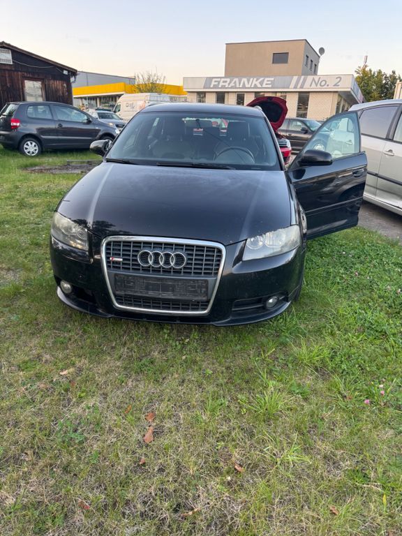 Audi A3 351.000 km 2.700 € Weiden 92637