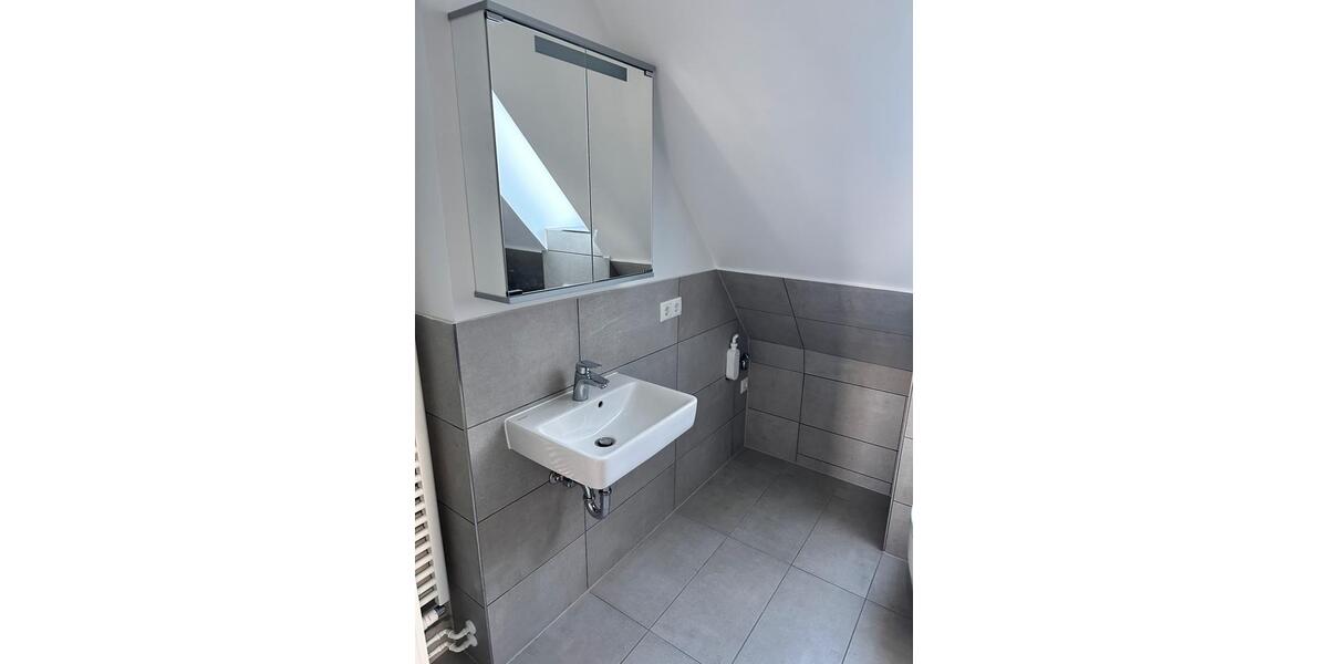 Dachgeschoßwohnung Glückstadt - 2 Zimmer, 33 m&sup2;, 430&euro; | Angebot:26234813