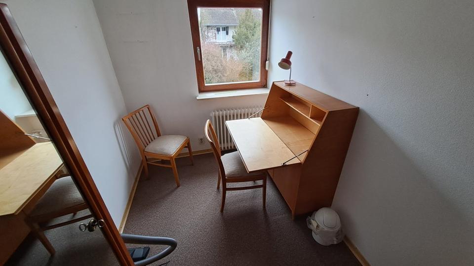 Reihenhaus Roßdorf - 9 Zimmer, 107 m&sup2;, 1.400&euro; | Angebot:25046795