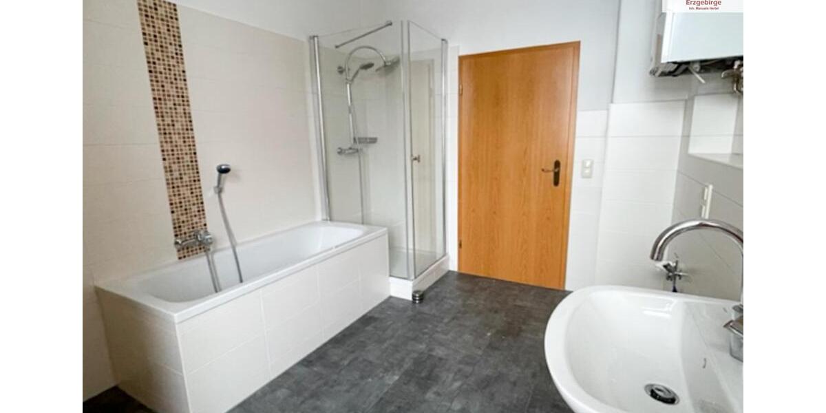 Etagenwohnung Annaberg-Buchholz Buchholz - 3 Zimmer, 79 m&sup2;, 435&euro; | Angebot:26144149