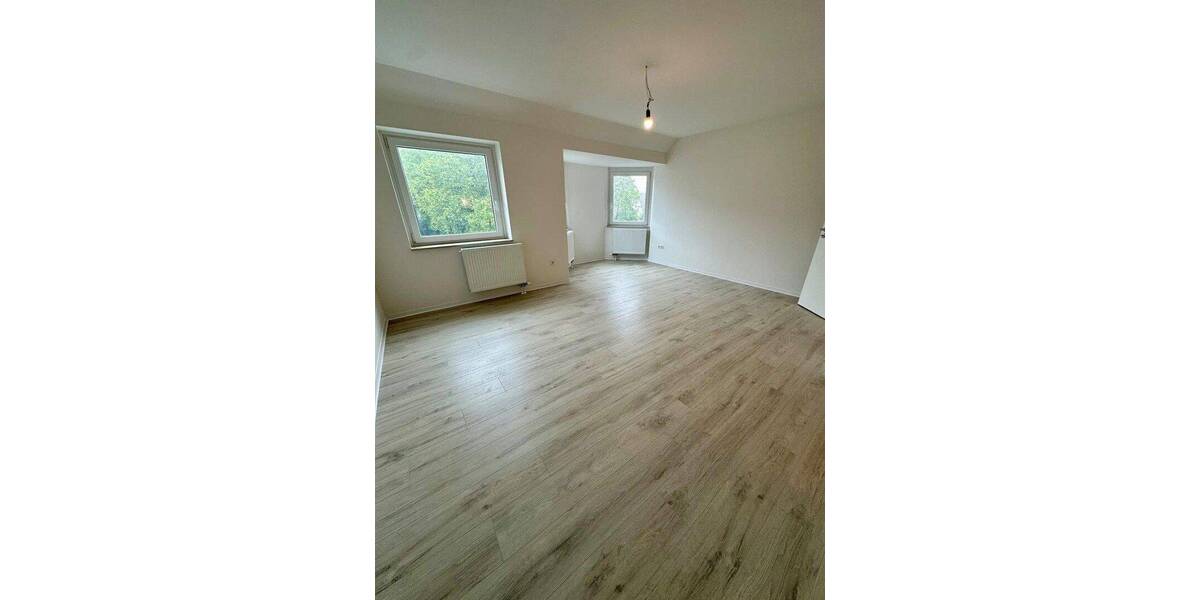 Etagenwohnung Düsseldorf Bilk - 4 Zimmer, 145 m&sup2;, 2.400&euro; | Angebot:26861741