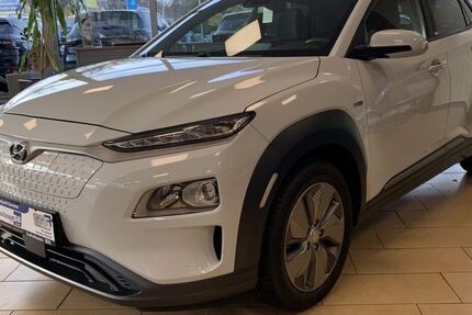 Hyundai KONA 32.707 km 13.500 &euro; Hennef 53773