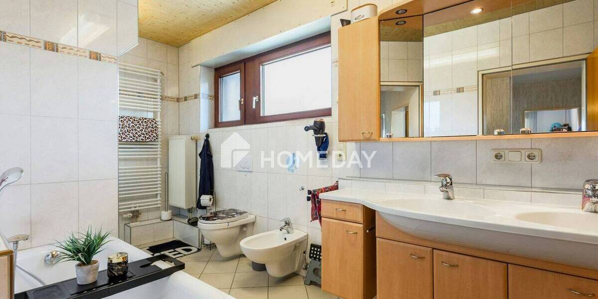 Doppelhaushälfte Niederzier - 7 Zimmer, 209 m&sup2;, 467.000&euro; | Angebot:25910644