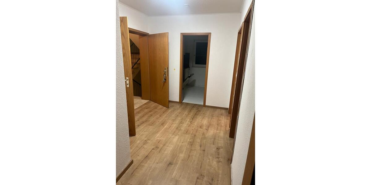 Etagenwohnung Neukloster - 2 Zimmer, 60 m&sup2;, 500&euro; | Angebot:24561650
