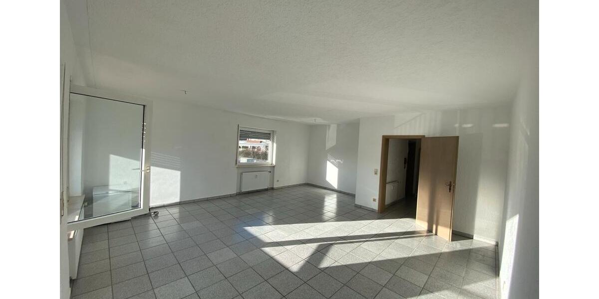 Reihenhaus Limeshain - 5 Zimmer, 180 m&sup2;, 1.400&euro; | Angebot:25441077