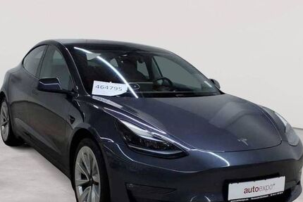 Tesla Model 3 78.106 km 26.289 &euro; Fernwald-Steinbach 35463
