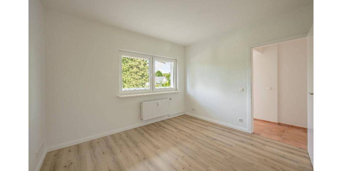 Mehrfamilienhaus, Wohnhaus Hamburg Rahlstedt - 9 Zimmer, 232 m&sup2;, 990.000&euro; | Angebot:26843853