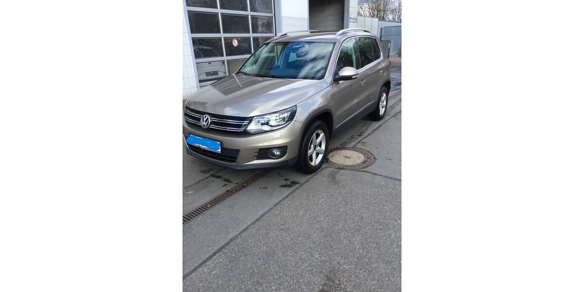 VW Tiguan 117.600 km 9.950 &euro; Großolbersdorf 09432