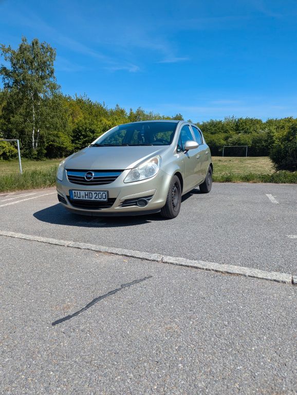 Opel Corsa 185.000 km 1.950 € Chemnitz 09131