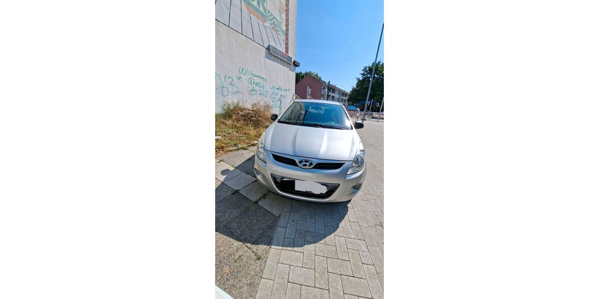 Hyundai i20 136.000 km 3.200 &euro; bremen 28259
