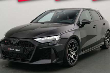 Audi RS3 2.009 km 79.480 &euro; Leverkusen 51373