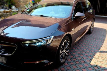 Opel Insignia 106.500 km 18.500 &euro; Osterfeld OT Waldau 06721