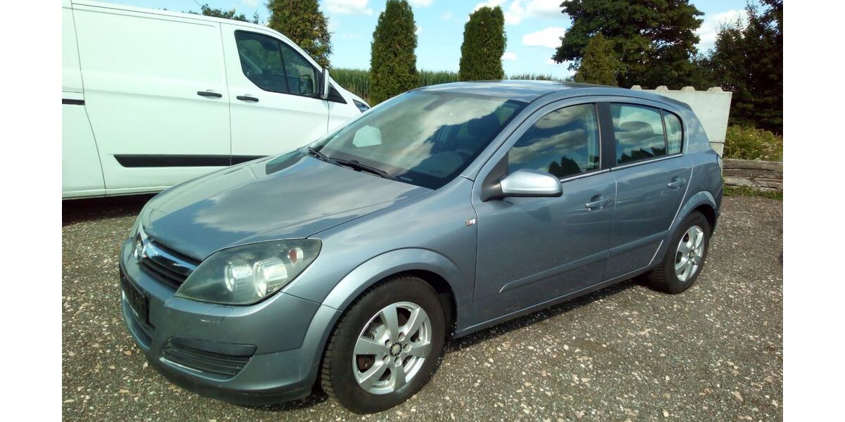 Opel Astra 199.000 km 1.690 &euro; Wald-Walbertsweiler 88639