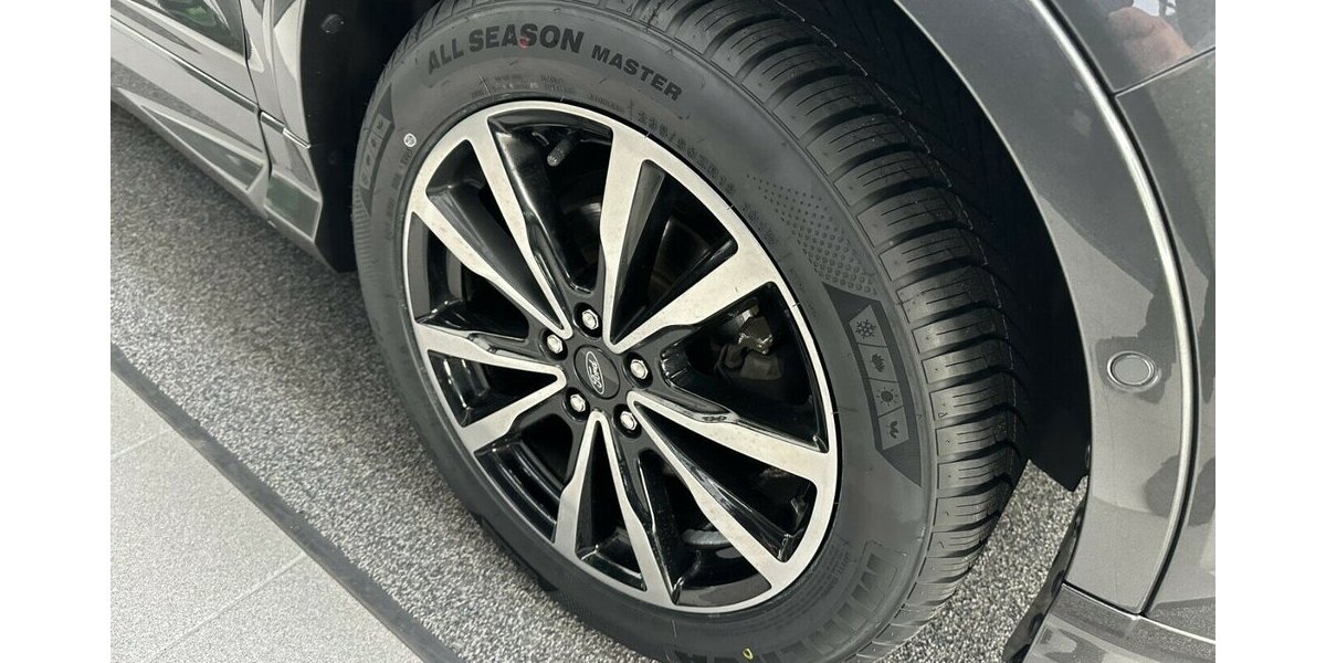 Ford Kuga 1,5 EcoBoost ST-Line +AHK+Allwetterreifen+ 113.000 km 15.790 &euro; Jaderberg 26349