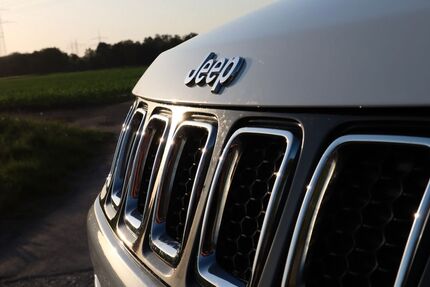Jeep Compass 73.000 km 18.900 &euro; Gaimersheim 85080