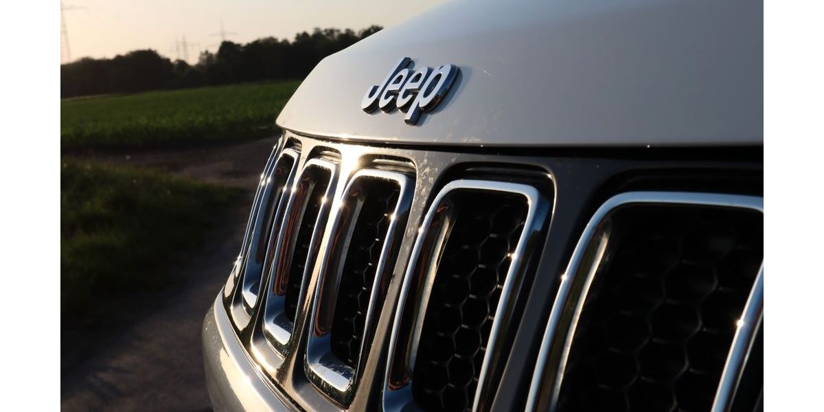 Jeep Compass 73.000 km 18.900 &euro; Gaimersheim 85080