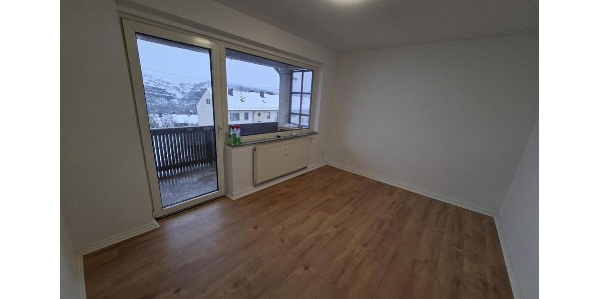Etagenwohnung Idar-Oberstein Oberstein - 1 Zimmer, 90 m&sup2;, 550&euro; | Angebot:26357990