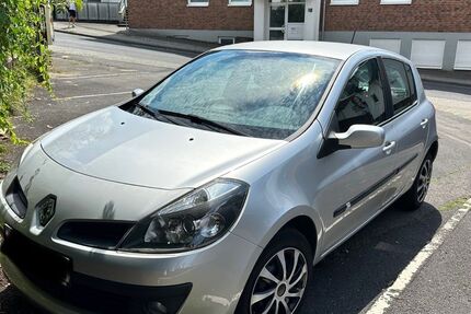 Renault Clio 163.350 km 2.200 &euro; Rösrath 51503