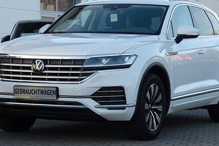 VW Touareg 108.570 km 42.890 &euro; Meißen 01662