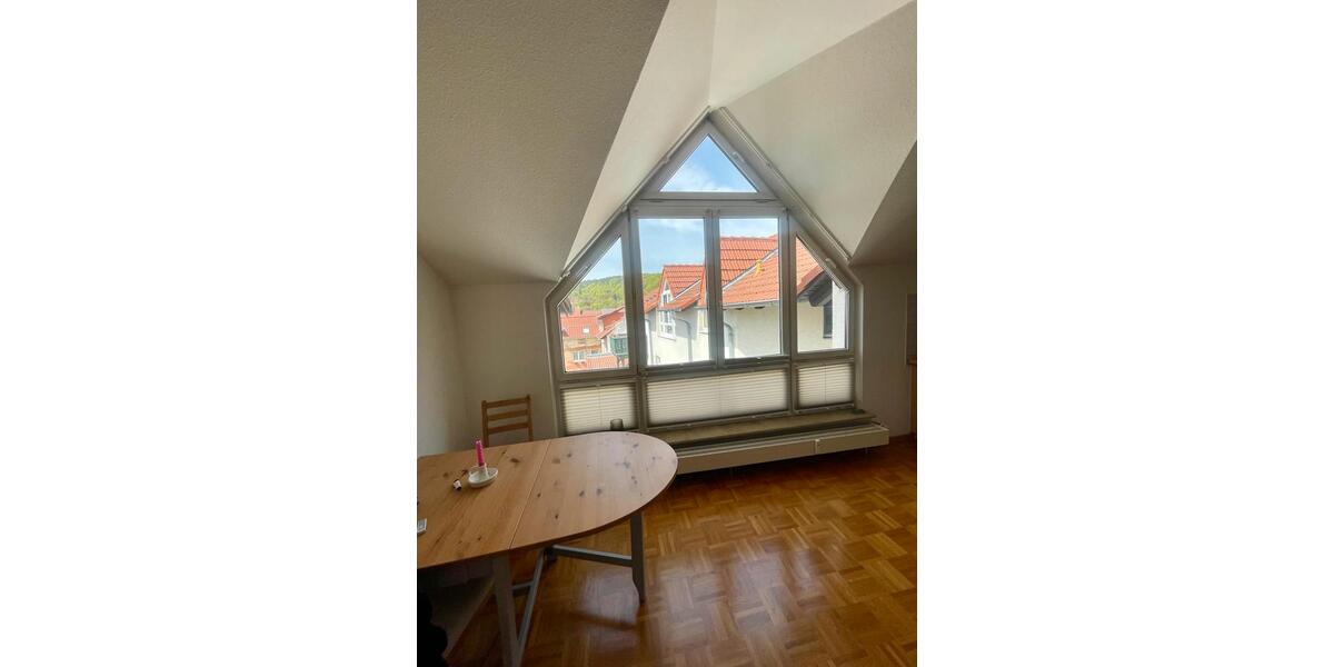 Dachgeschoßwohnung Meiningen - 2 Zimmer, 46 m&sup2;, 465&euro; | Angebot:26337116