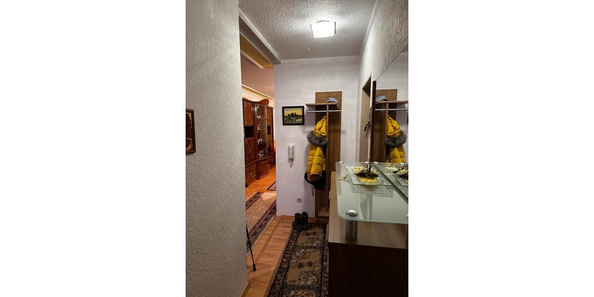 3-ZKB im Erdgeschoss mit Balkon 3.5 zimmer