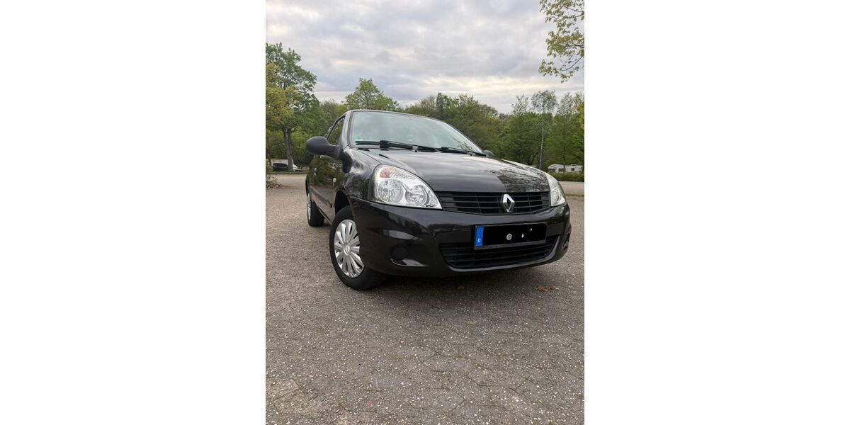 Renault Clio 140.000 km 2.100 &euro; Bochum 44892